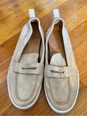 Vionic Uptown Hybrid Penny Loafer Gold Shimmer 8 Wide